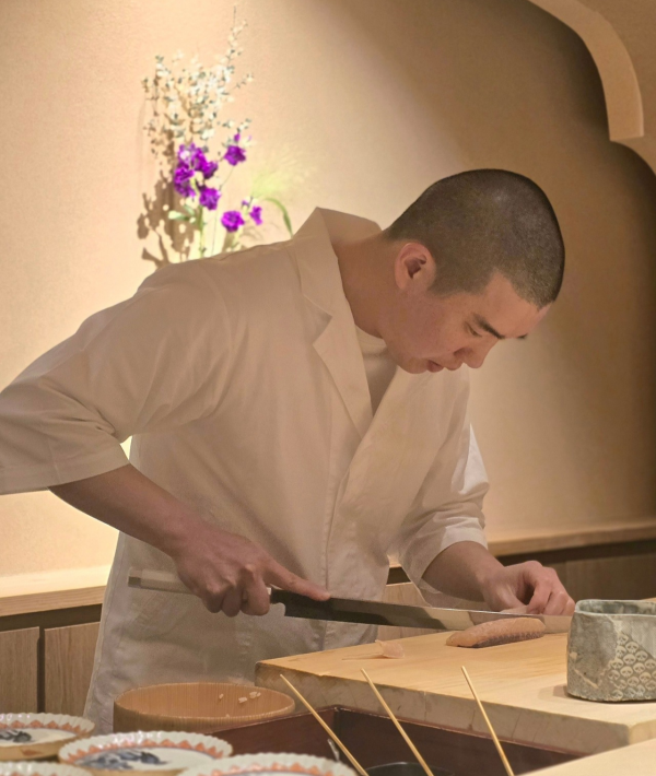 [미식칼럼] 윤주환 셰프의 하시라